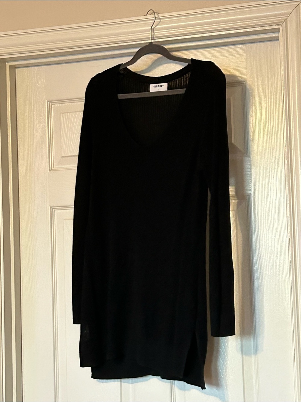 Old Navy Black V-Neck Long Sleeve tunic